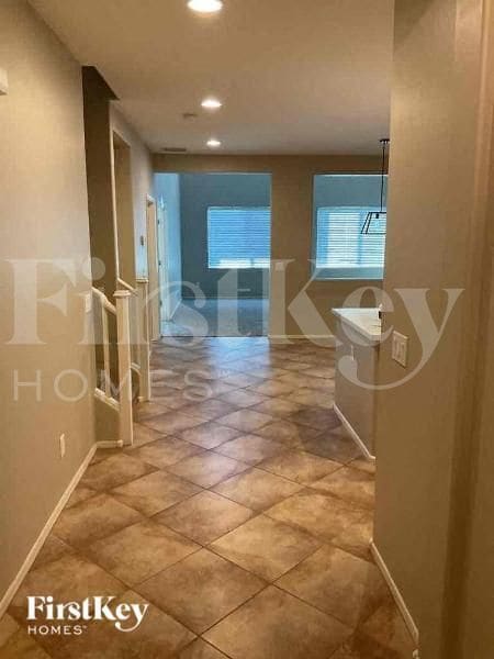 Building Photo - 17017 W Magnolia St