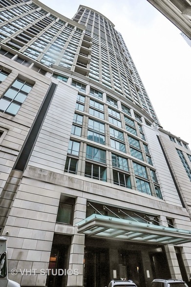 Photo - 130 N GARLAND Ct Unit 2508