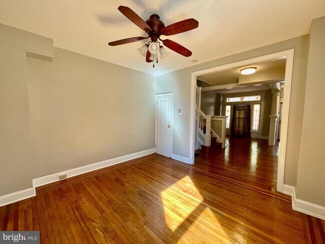 Foto del edificio - 2712 N Howard St