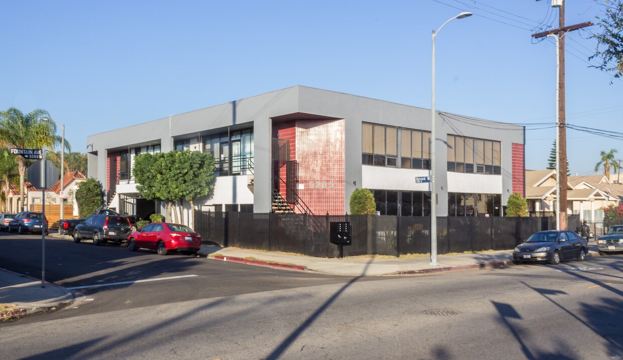 Foto principal - 5265 Fountain Ave