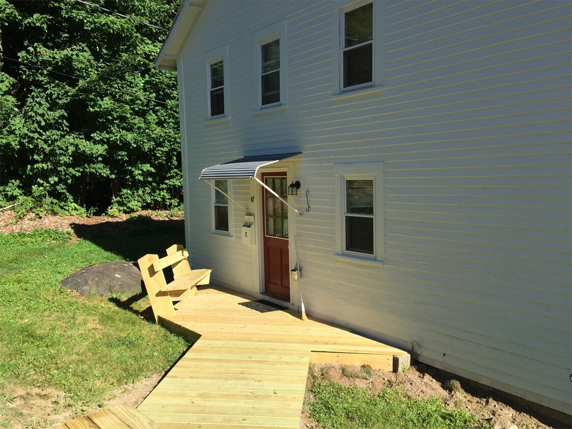 Foto principal - 87 Highland St