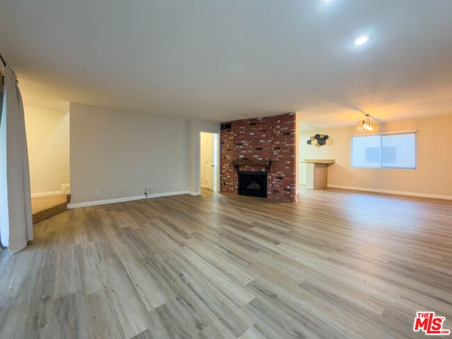 Foto del edificio - 9531 Vía Ricardo