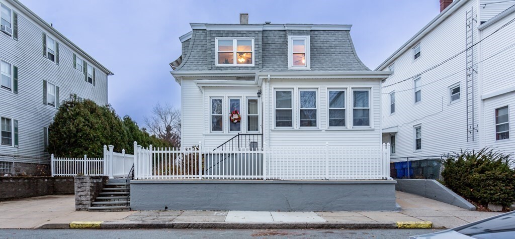 Primary Photo - 29 Ash St