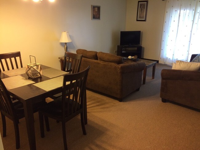 Building Photo - Ontario Village Apartments - 415-8