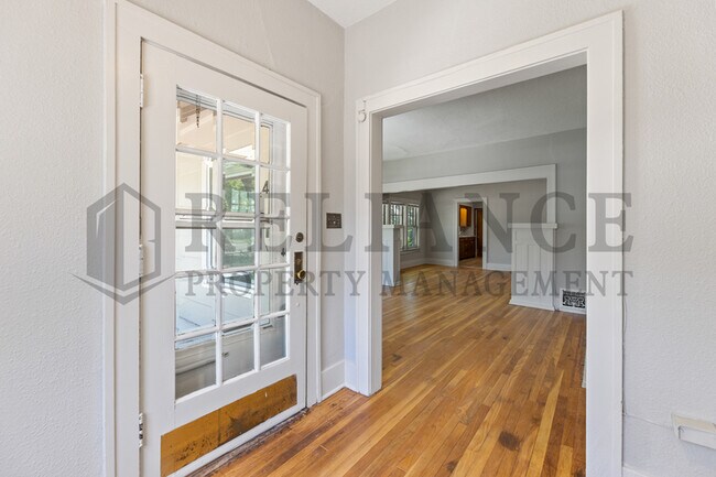 Foto del edificio - 448 N Fountain St