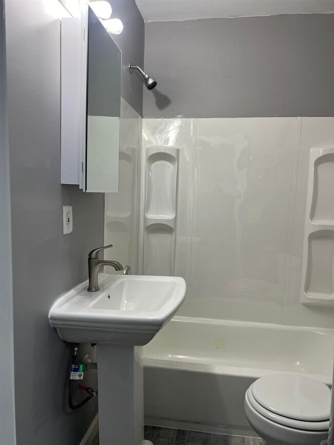 Photo - 2545 Spottswood Ave House