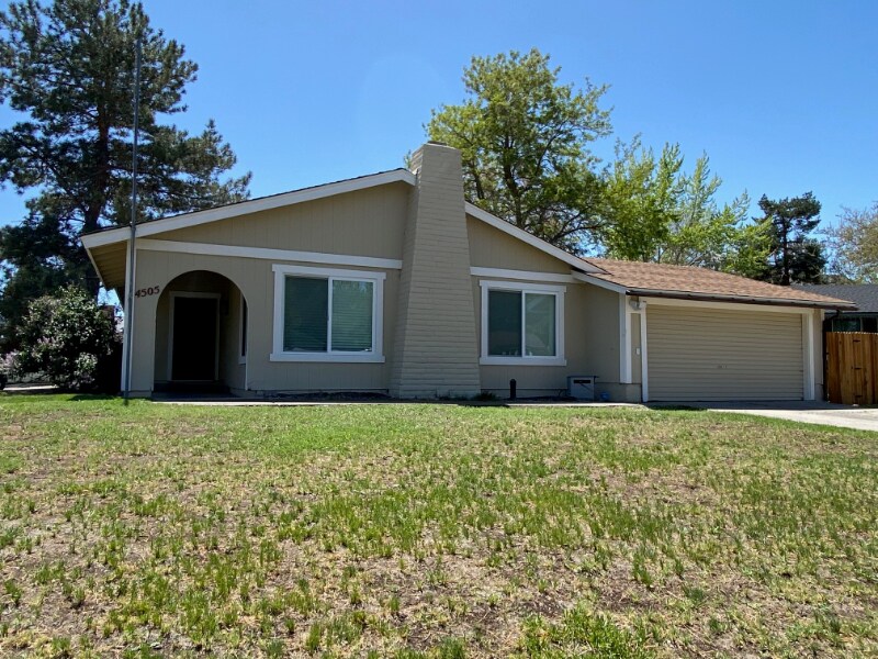 Primary Photo - 4505 Dos Rios Ct