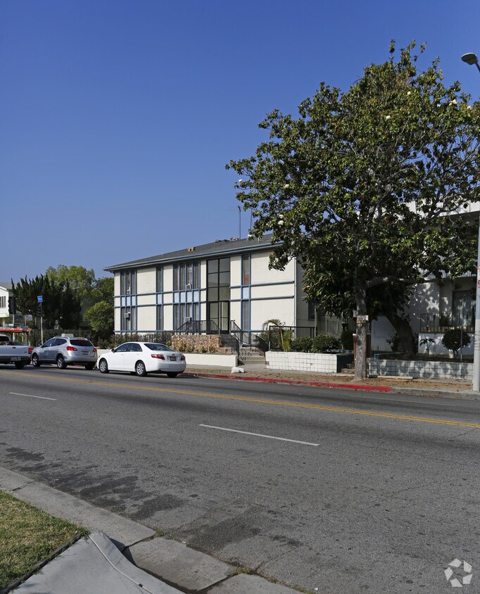 Foto del edificio - 871 S Wilton Pl