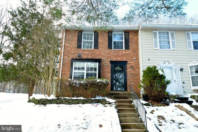 Building Photo - 10249 Quiet Pond Terrace