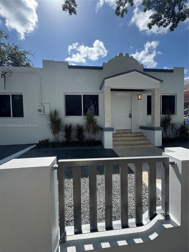 Foto del edificio - 328 SW 15th Ave