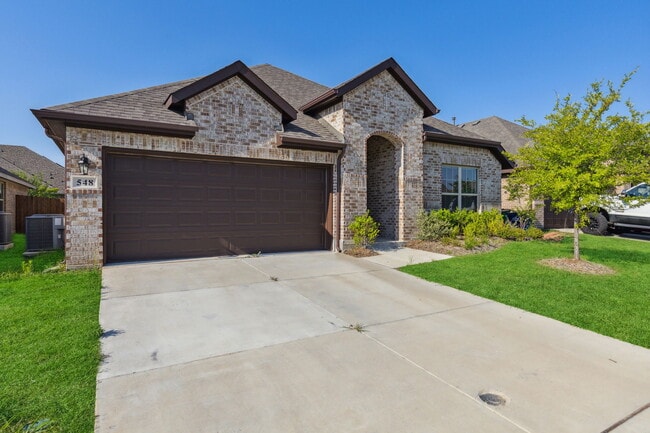 Building Photo - 548 Bradley Dr