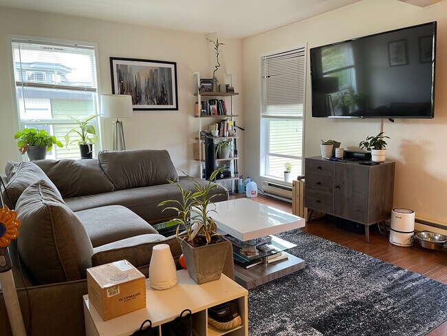 Foto del edificio - 14303 32nd Ave NE
