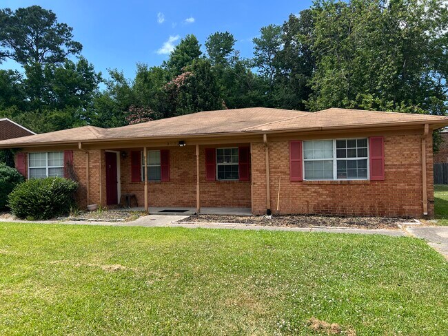 Building Photo - 6093 Camellia Dr