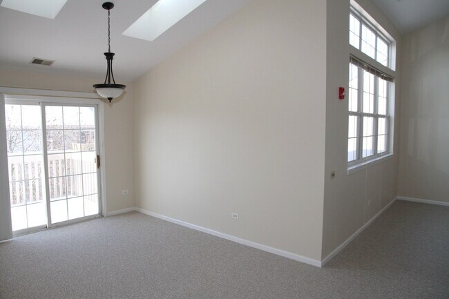 Building Photo - 2235 Waterleaf Ct