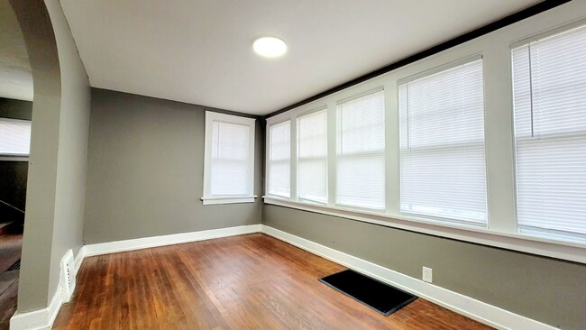 Foto del edificio - 1419 O'Brien St - South Bend