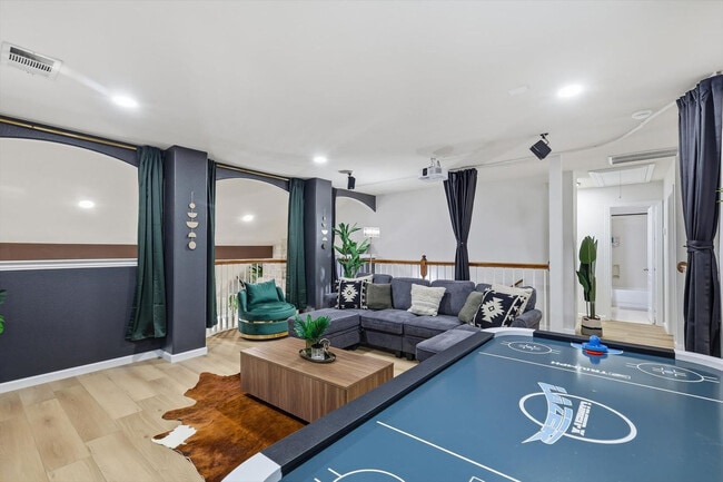 Foto del edificio - 2831 Rosewood Blvd