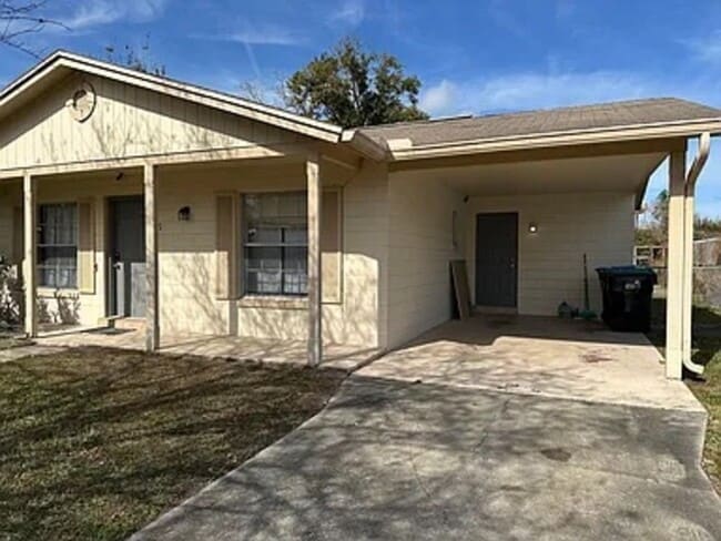 Building Photo - 1117 Princewood Dr