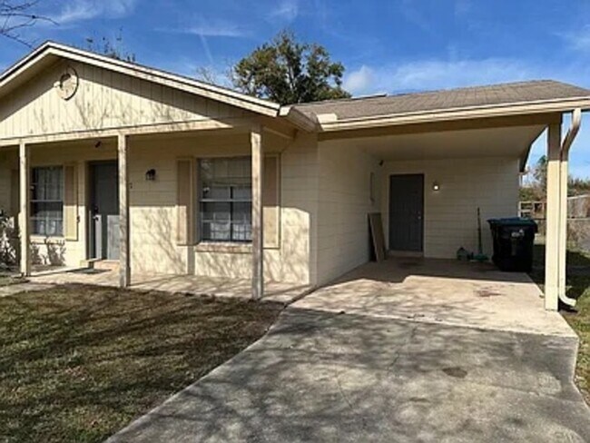 Foto del edificio - 1117 Princewood Dr