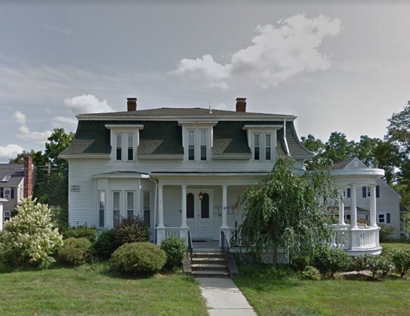 Primary Photo - 40 Cottage St