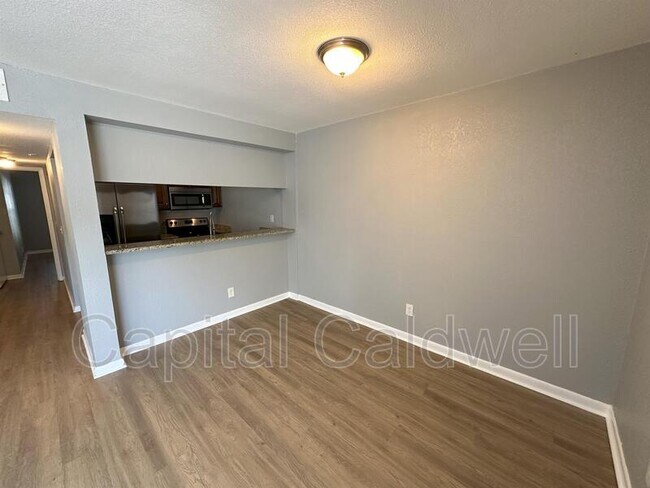 Foto del edificio - 5440 S MacDill Ave