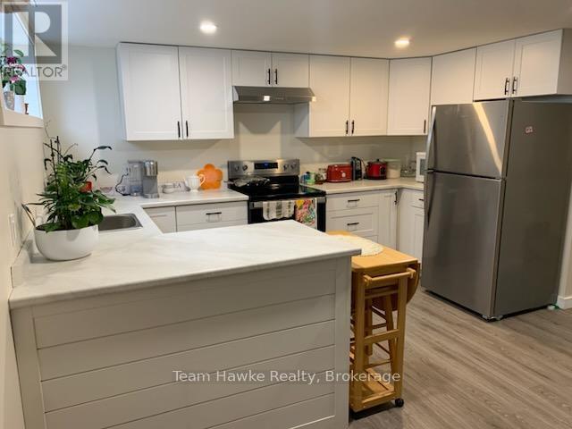 Photo du bâtiment - 630 Bayview Dr