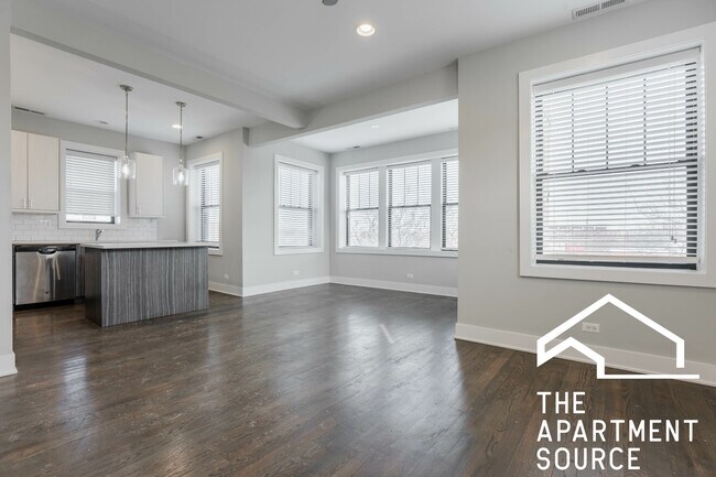 Foto del edificio - 2626 N Rockwell St