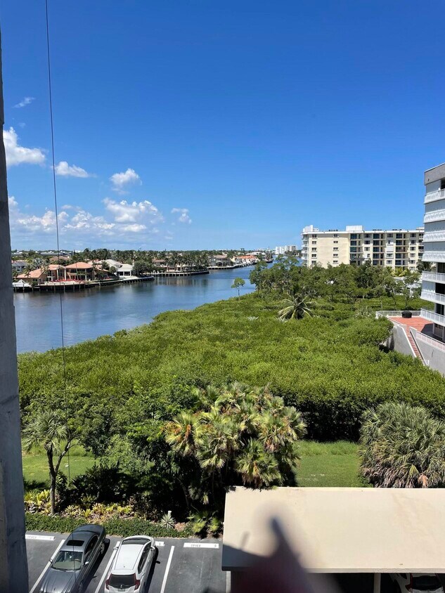 Foto principal - 3212 S Ocean Blvd