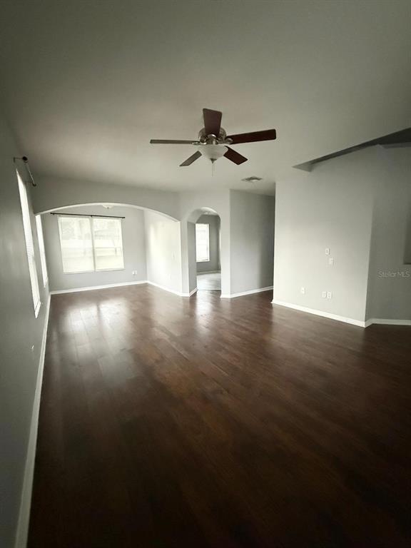 Building Photo - 14116 Entrada Dr
