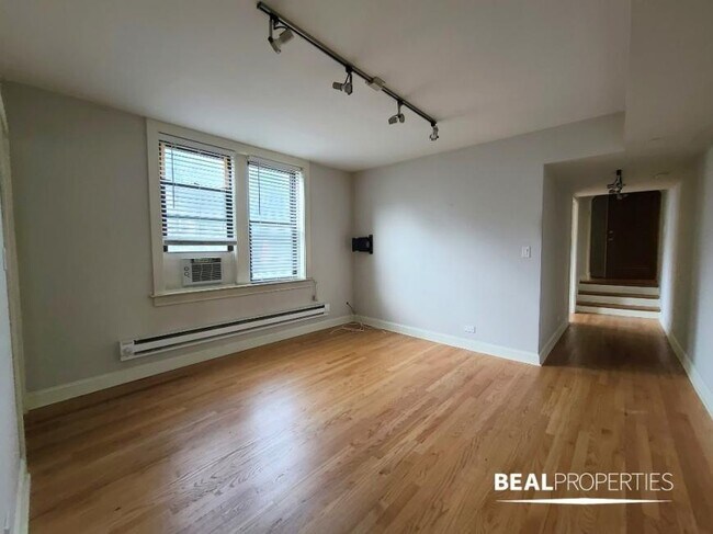 Foto del edificio - 1 bedroom in CHICAGO IL 60647