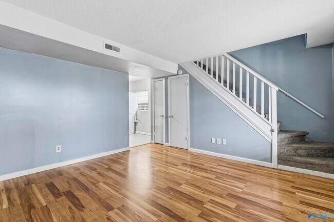 Foto del edificio - 1506 Toll Gate Rd SE