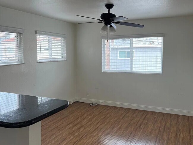 Foto del edificio - 215 5th St
