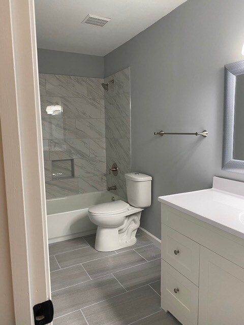 Building Photo - 2147 Quail Creek Dr