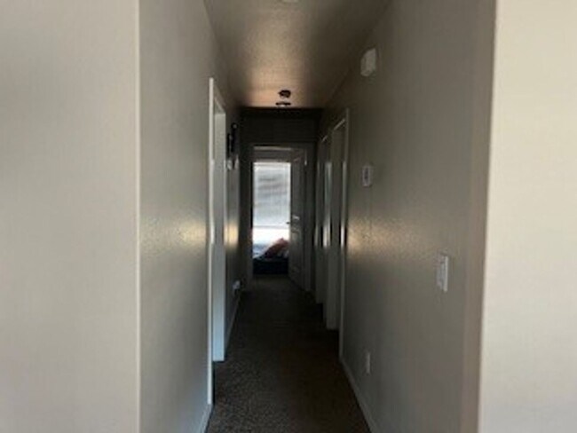 Foto del edificio - For Lease - 1325 Masquerade - Odessa, TX