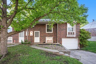 Building Photo - 2825 Tepee Ave