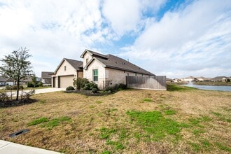 Building Photo - 14231 Angelina Dr