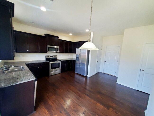 Foto del edificio - 814 Hillsdale Ave