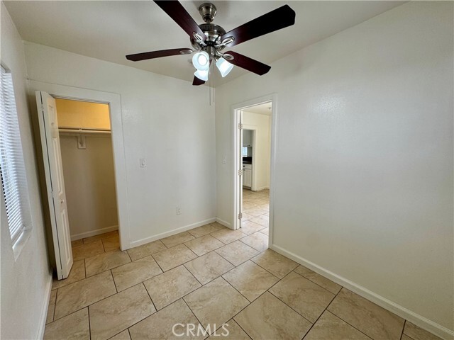 Foto del edificio - 1040 S Ditman Ave