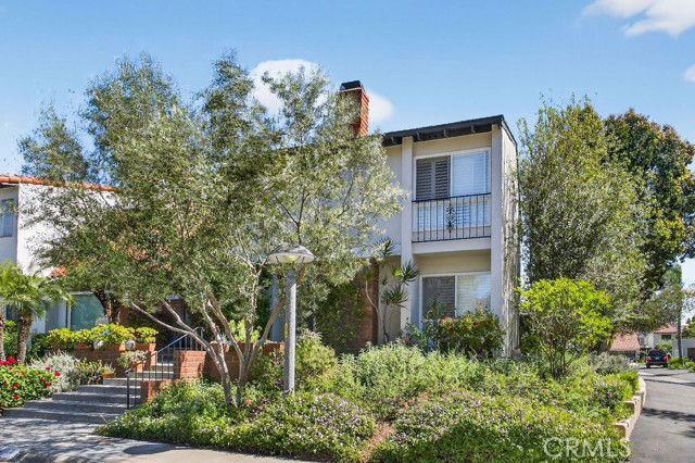 Photo - 401 Vista Roma, Newport Beach, CA 92660 - 3 BR 3 BA house