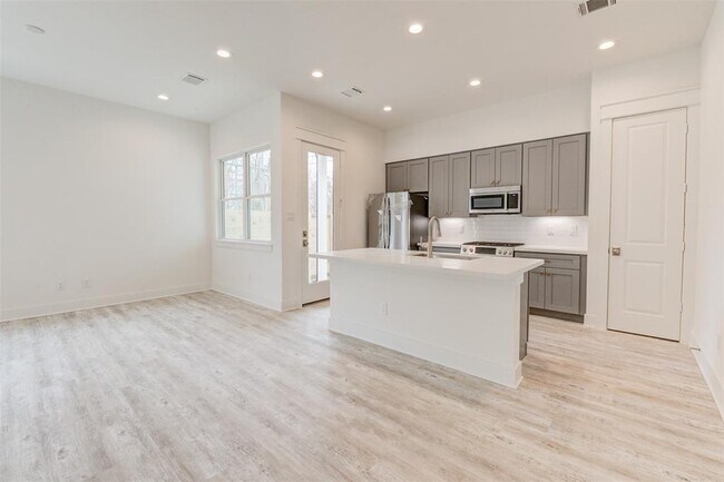 Foto del edificio - 2527 Judiway St