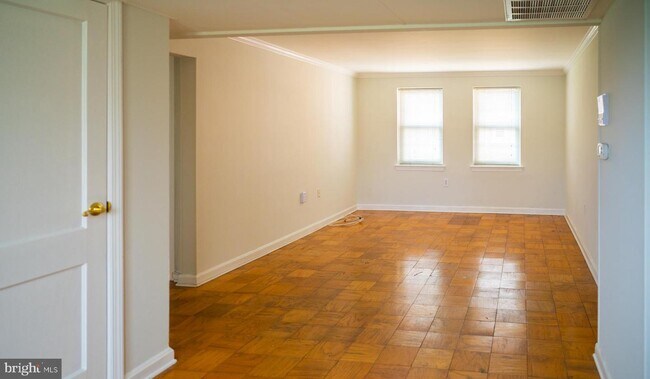 Building Photo - 1402 Belle View Blvd