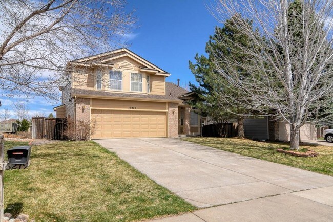 Building Photo - 16279 HedgeWay Dr