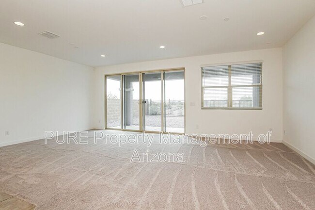 Building Photo - 12431 W Via Caballo Blanco