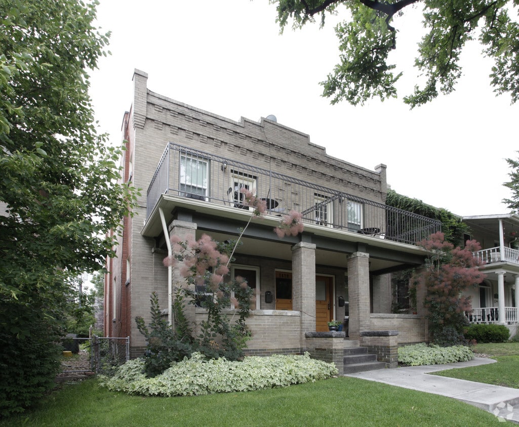 Building Photo - 1418 Milwaukee St