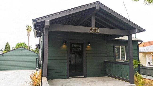 Foto del edificio - 530 Glover Ave