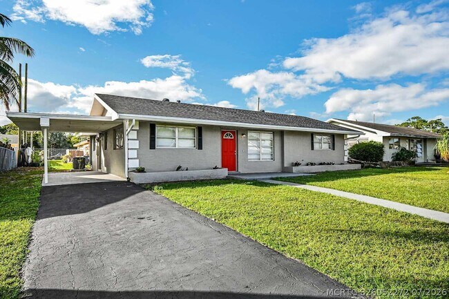 Foto del edificio - 4806 Pine Knott Ln