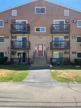 Building Photo - 310 Brook Village Rd