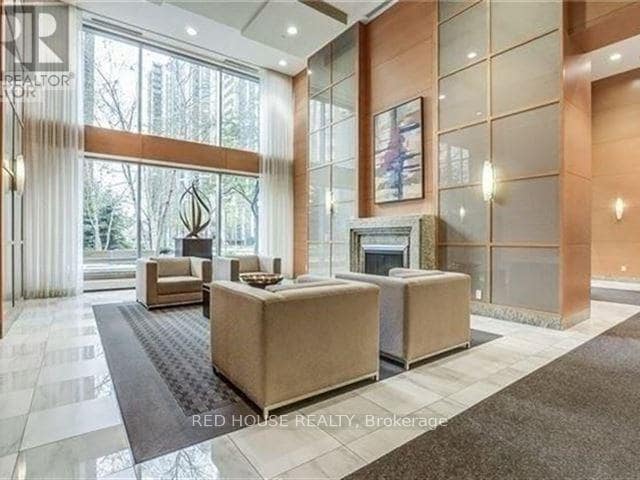 Building Photo - 4968 Yonge St