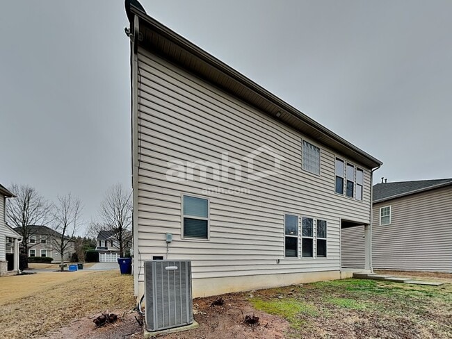 Building Photo - 1505 Ridge Haven Rd