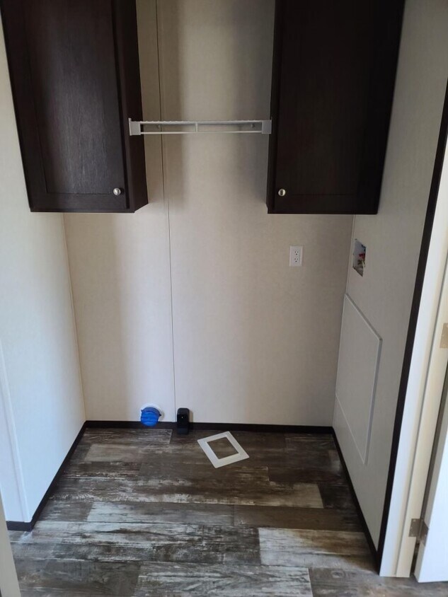 Primary Photo - 55 Arbor St