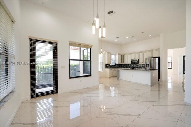 Foto del edificio - 8513 NW 41st St
